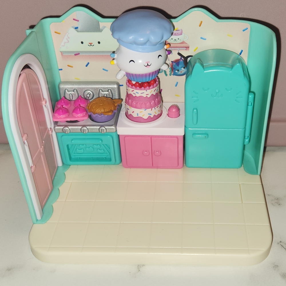 Cute Cat Kitchen Playset